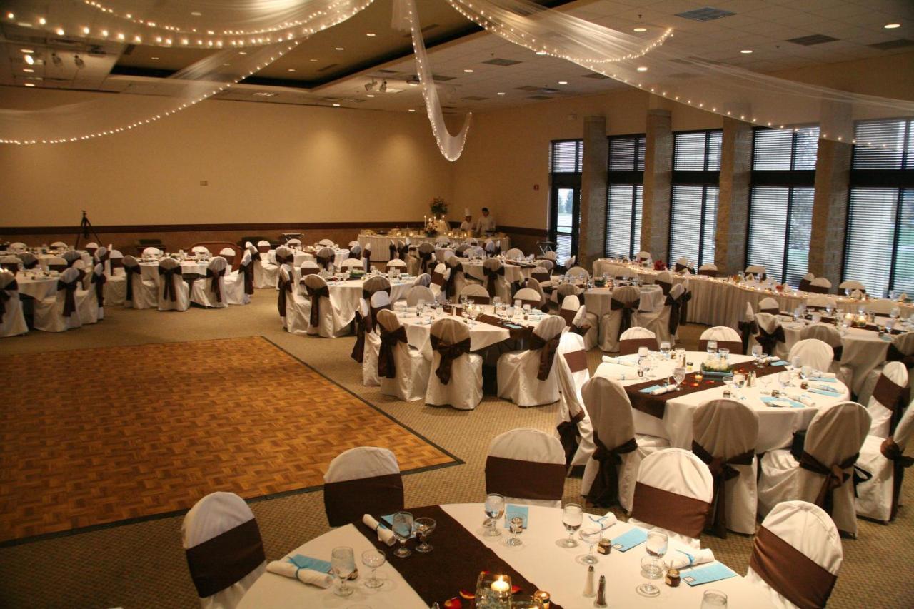 אמס Gateway Hotel And Conference Center מראה חיצוני תמונה